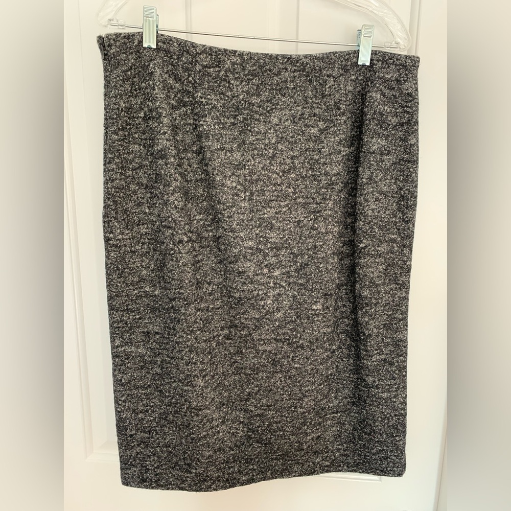 Ann Taylor tweed skirt